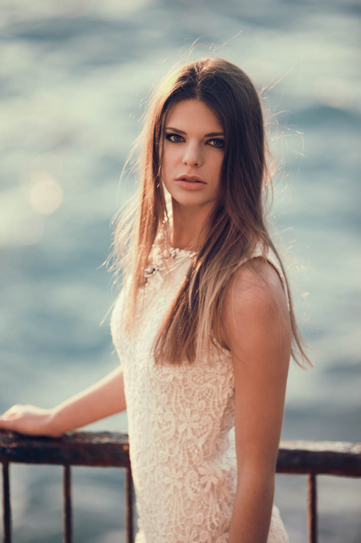 Fashion Fotoshooting am Meer in Nizza, Frankreich mit Model Marjorie Bonnet von Enjoy Models Management