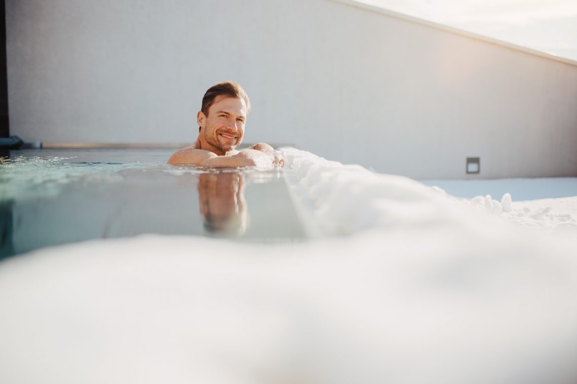 Hotelfotograf in Kärnten beim Warmbad Villach im Pool